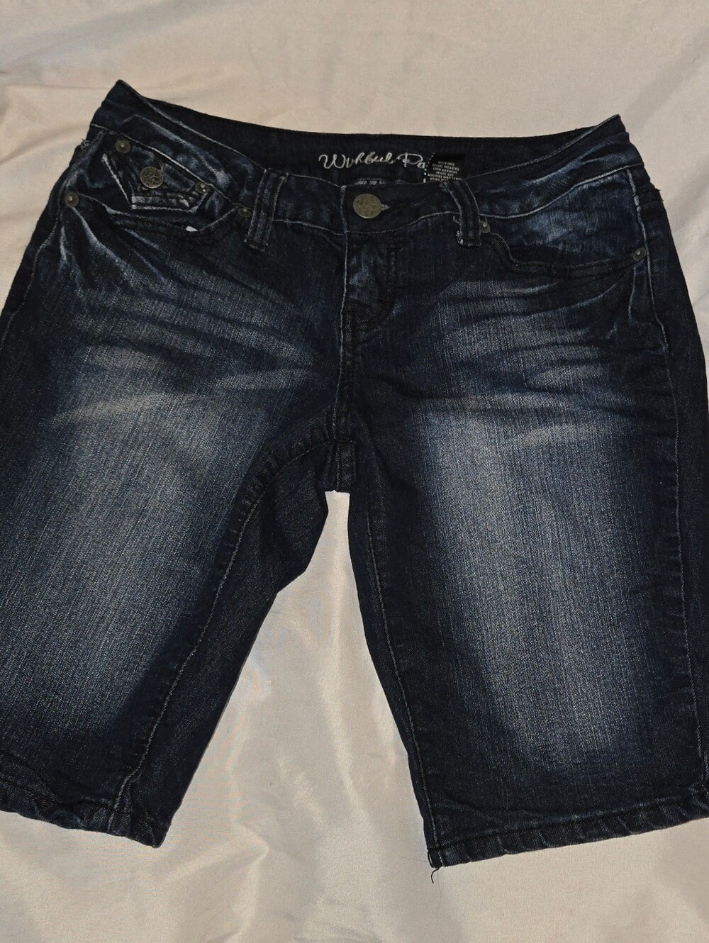 Wishful Park Women's Junior Size 7 Indigo Fade Denim Bermuda Shorts Y2k NW0T